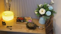 -PE SALON 