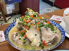 夜市网红火山排骨-曼谷食堂·泰国家庭料理(丹桂路店)