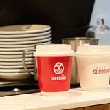 坐标襄阳南路看到门头会想进来坐一下Surround咖啡店