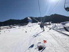 -丝绸之路山地度假区滑雪场