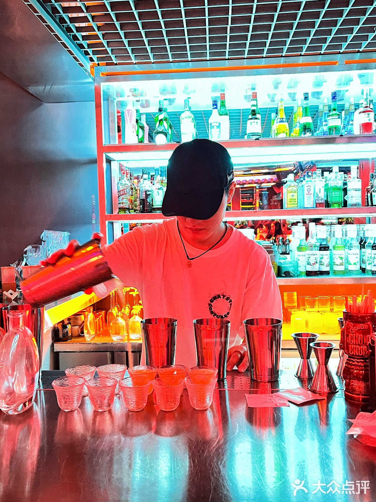 长沙江边巨巨巨出片Bar‼️我终于打卡了‼️