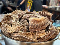 -席娜卡琳火车铁道夜市