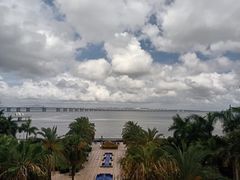 -V Bar海景扒房(北海湾惠龙万达嘉华酒店)