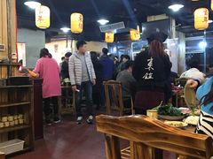大堂-东镇老火锅(长春路首店)