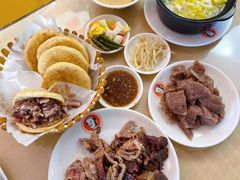 -闫家驴肉老店(华电一校店)
