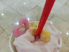 甜心麦片暴风雪-DQ·蛋糕·冰淇淋(河东万达店)