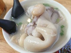 -雷祖芳老妈蹄花店