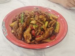 -江城燕子大排档(江汉路步行街店)