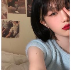 -AYO SALON