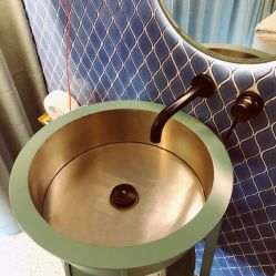 -琦品高端嫩肤经络私佳美场