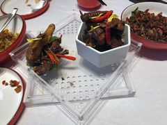 -老湘亲·品鉴湘菜(蔡塘爱琴海店)