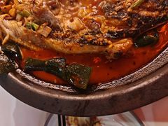 -鸣记脆皮烤鱼·海鲜烤鱼(三八广场店)
