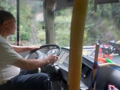 -安吉龙王山峡谷漂流