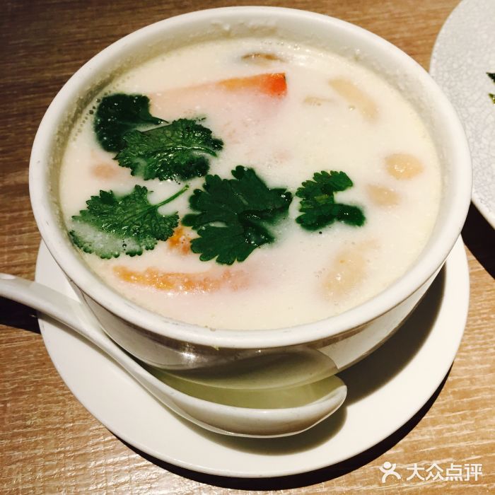 鸡肉椰奶汤