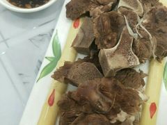 -苏莱特色牛骨滩羊手抓馆(长城东街总店)