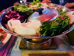-Lanterns Vietnamese Restaurant