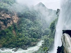 -马岭河峡谷风景区