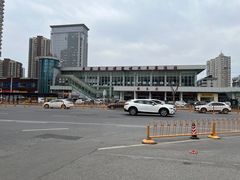 -武汉五月花大酒店(武昌火车站中南路地铁站店)