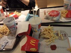 -麦当劳(天津站三店)