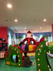 -欧酷世界动力星球(王府井奥莱UP TOWN店)