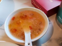 桃胶银耳汤-一品红川菜(皇岗店)