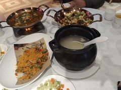-香山湖家家宴(中山陵店)