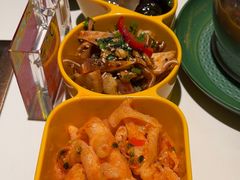 -润园四季椰子鸡火锅(卓越INTOWN店)