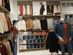 -优衣库(广州天河领展广场店)