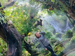 -Chom Cafe and Restaurant