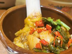 -老滇山寨•云南特色菜•地方菜•民族风情歌舞表演(金碧店)