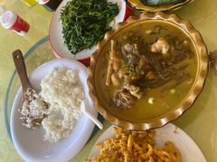 -华龙特色大骨鸡农家菜馆