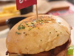 -必胜客(安盛金马店)