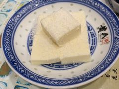 -黄氏许牛奶甜品店(展后街店)