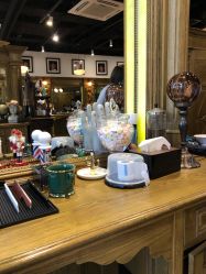 -TWOFACE 双面理发馆