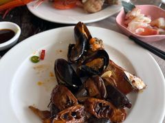 -东方红海鲜百汇(国际大厦店)
