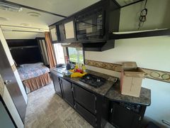 -TIPPI营地 房车主题·露营烧烤团建轰趴(天安假日店)