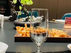 -忆江南·临江鱼馆