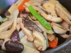 铁锅什锦蘑菇-Famous肥猫墨西哥音乐餐吧(五棵松华熙LIVE店)