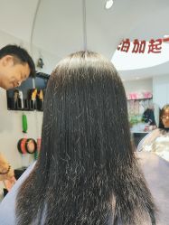 -吉艺心专业美发造型