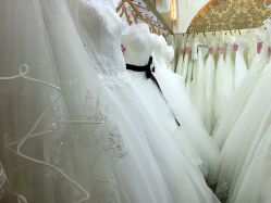 -厦门苏迪尔婚纱礼服批发零售/男装定制