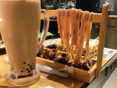 大红袍珍珠奶茶-湊湊火锅·茶憩(杭州湖滨银泰in77店)