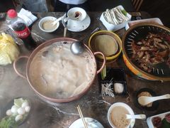 -三人行骨头王火锅(长寿店)