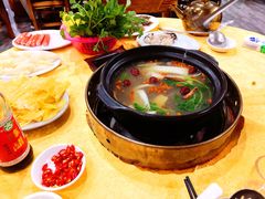 -濠轩阁特色生蚝火锅(水湾路店)