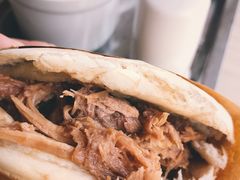 普通腊汁肉夹馍-樊记腊汁肉(竹笆市总店)