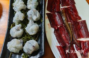 Steamed Pork Meatballs with Sweet Garlic