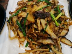 -溢香苑瓦罐(前进路店)