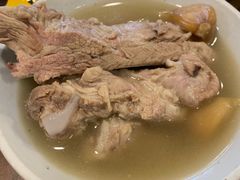 招牌肉骨茶-松發肉骨茶(牛车水店)