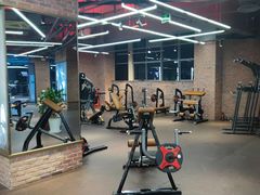 -美格菲健身中心(新都会店)