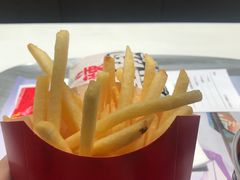 -麦当劳(宝山大厦店)