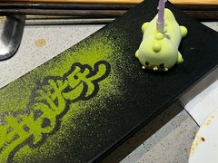 -海底捞火锅(新松江路生日主题店)